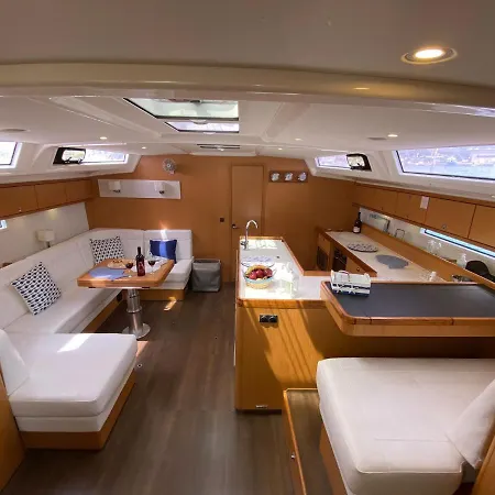 船上ホテル Barca A Vela 17 Metri