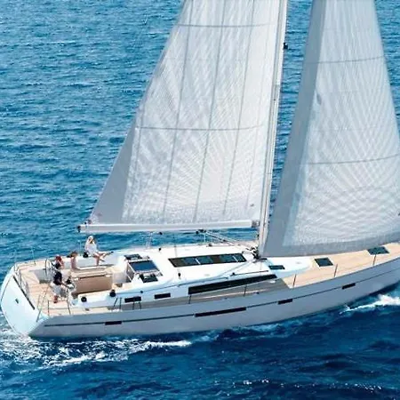 Barca A Vela 17 Metri ポンツァ